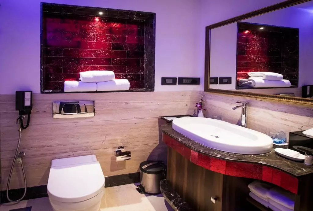 HOTEL planet hollywood GOA_shabavizparvaz_12.jpg